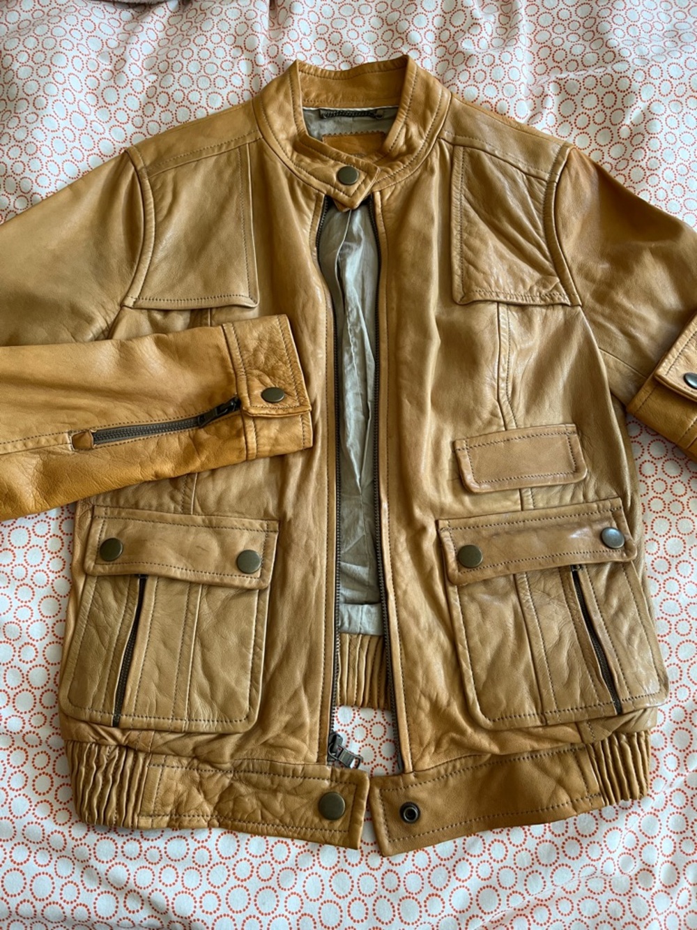 Banana Republic Women vintage aged Leather jacket